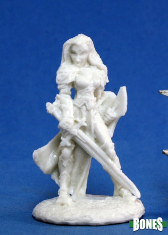 Finari, Female Paladin Model Image